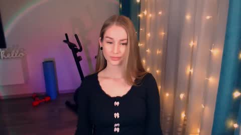 Anna online show from 02.22.25