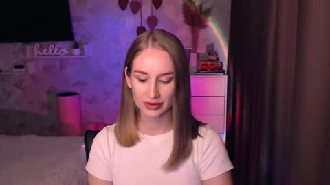 Anna online show from 10.08.25