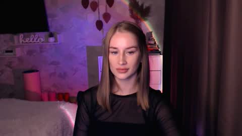 Anna online show from 10.14.25