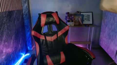 abigail_vergara online show from 10.21.25