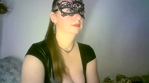 GoldenFish online show from 12.11.24