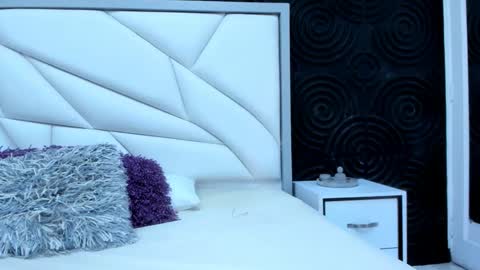 Abigail online show from 09.27.25