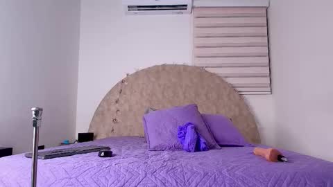 Abigail online show from 12.17.25