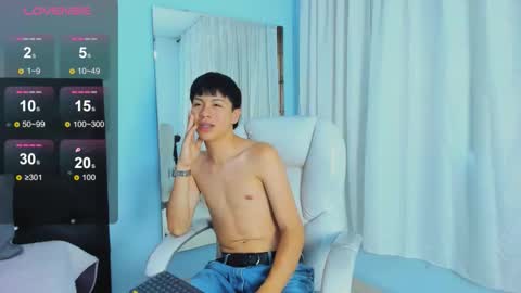 abraham_horny18 online show from 11.12.25
