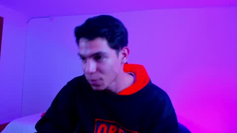 Snapshot of abrahanmateo_ chatting on 12.03.24 Ig ronnyabrahan online show from 12.03.24