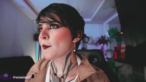 Snapshot of abril__colen chatting on 05.22.26 April online show from 05.22.26