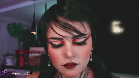 Snapshot of abril__colen chatting on 05.23.26 April online show from 05.23.26