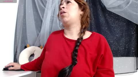 abril_bianchi online show from 02.01.25