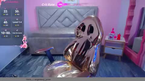 abril_ch_ online show from 11.08.25