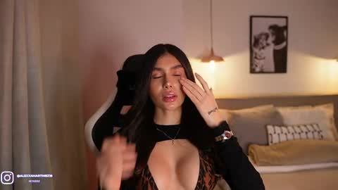 Snapshot of abril_w18 chatting on 04.04.26 My name is Alexa. Please say hello I like to chat with you. If you have requests please use tip online show from 04.04.26