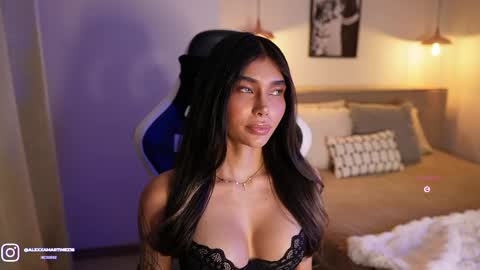 Snapshot of abril_w18 chatting on 04.09.26 My name is Alexa. Please say hello I like to chat with you. If you have requests please use tip online show from 04.09.26
