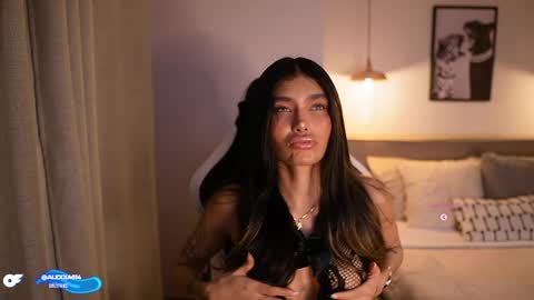 Snapshot of abril_w18 chatting on 04.28.26 My name is Alexa. Please say hello I like to chat with you. If you have requests please use tip online show from 04.28.26