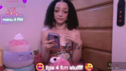 Snapshot of abruisedpeach chatting on 06.30.26 Peach online show from 06.30.26