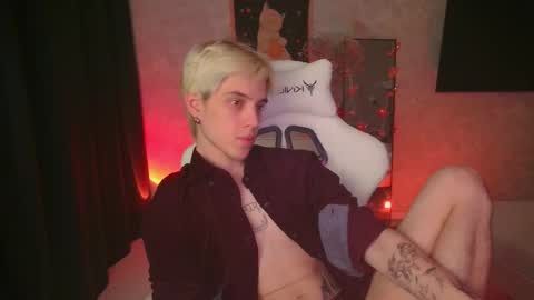 Snapshot of abslut chatting on 10.24.25 Nick online show from 10.24.25