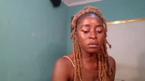 Snapshot of acadiah chatting on 10.22.25 Cadih online show from 10.22.25