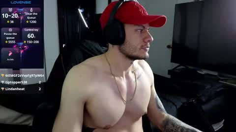 Snapshot of acedksr chatting on 12.20.24 acedksr online show from 12.20.24