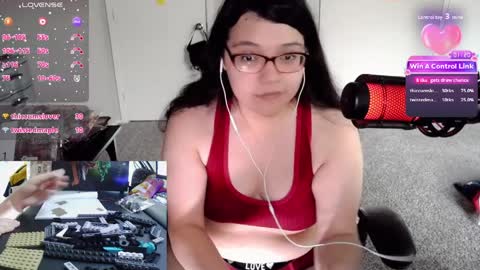 Snapshot of achubbygummy chatting on 04.03.26 AChubbyGummy online show from 04.03.26