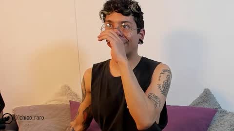 Snapshot of acid_time chatting on 10.24.25 Jhonny online show from 10.24.25