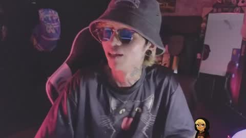 Snapshot of acidmilo chatting on 05.25.26 Acid Milo online show from 05.25.26