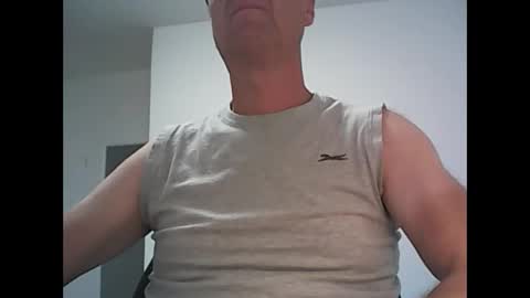 Snapshot of active147 chatting on 10.10.25 active147 online show from 10.10.25