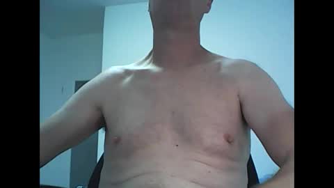 Snapshot of active147 chatting on 10.28.25 active147 online show from 10.28.25