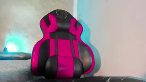 ada_brooke online show from 01.08.25
