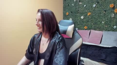 Snapshot of ada_mclaine2 chatting on 01.17.25 Ada online show from 01.17.25