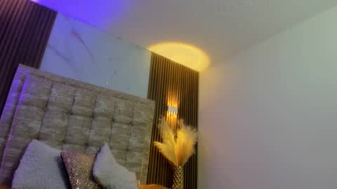 Snapshot of ada_mclaine2 chatting on 09.10.25 Ada online show from 09.10.25