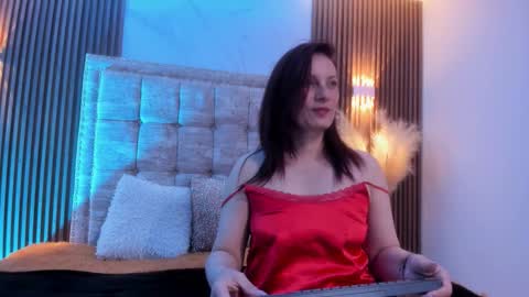 Snapshot of ada_mclaine2 chatting on 09.11.25 Ada online show from 09.11.25