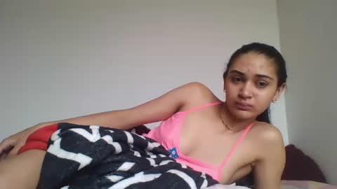 adaam_19 online show from 09.30.25