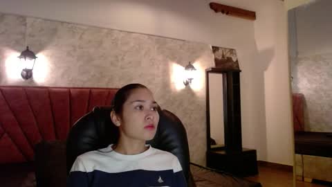 Adaira online show from 11.18.25