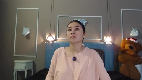 Adaira online show from 12.03.25