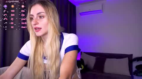 Snapshot of adalin_moore chatting on 09.13.25 Ada online show from 09.13.25