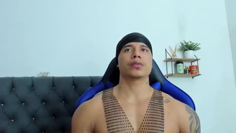 adam boss online show from 01.08.26