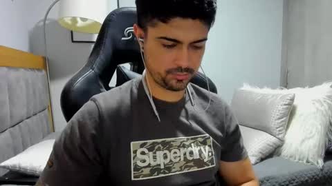 Snapshot of adam_clarke chatting on 10.29.25 adam clarke online show from 10.29.25