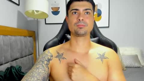 adam clarke online show from 01.11.26