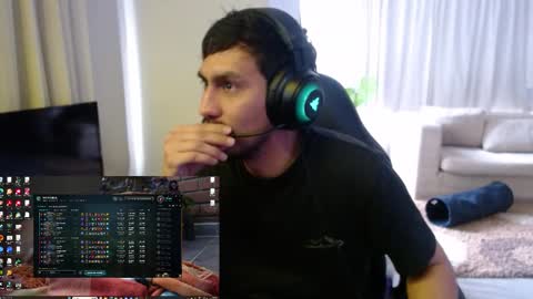 adam_evehotroom online show from 10.22.25