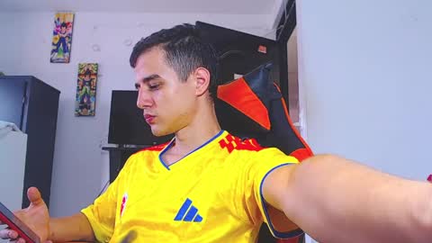 adam hot11 online show from 03.29.26