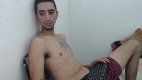 Adam Hot01 online show from 09.18.25