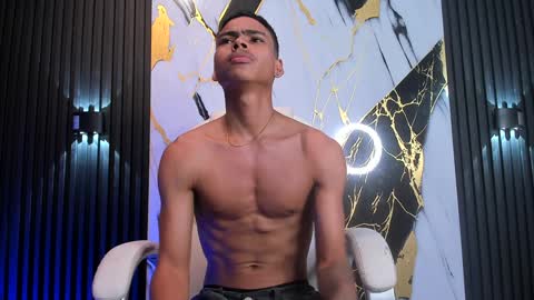 Snapshot of adam_piarse chatting on 02.26.25 adam_piarse online show from 02.26.25