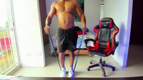 Snapshot of adam_valencia chatting on 09.26.25 Adam Valencia online show from 09.26.25