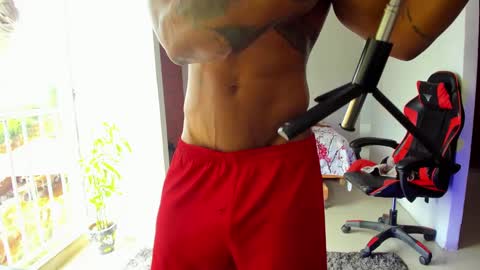 Snapshot of adam_valencia chatting on 09.30.25 Adam Valencia online show from 09.30.25