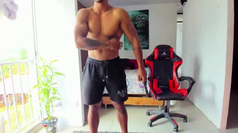 Snapshot of adam_valencia chatting on 10.15.25 Adam Valencia online show from 10.15.25