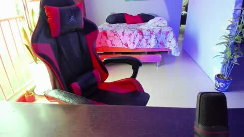 Snapshot of adam_valencia chatting on 10.23.25 Adam Valencia online show from 10.23.25