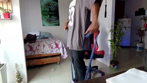 Adam Valencia online show from 03.11.26