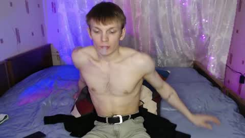 Snapshot of adamharriss chatting on 02.05.25 adamharriss online show from 02.05.25