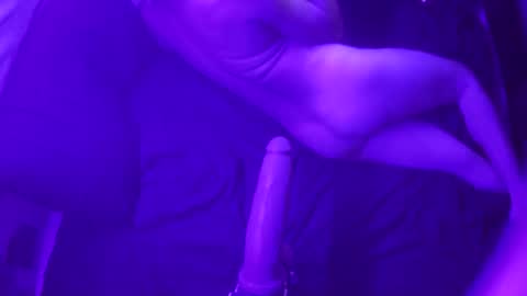 adamineve online show from 02.05.25