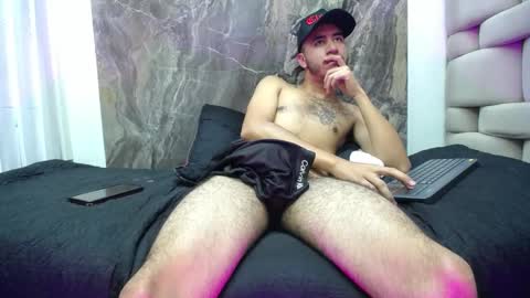 Snapshot of adamparker_ chatting on 02.18.25 adamparker_ online show from 02.18.25