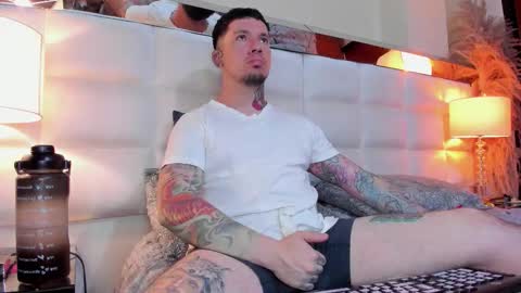 Snapshot of adamtatts chatting on 11.10.25 Adam online show from 11.10.25