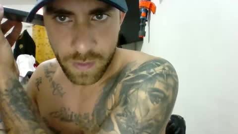 Snapshot of adan_carter chatting on 10.14.25 adan_carter online show from 10.14.25